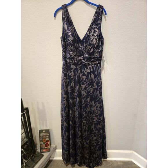 Betsy & Adam Women's One-Shoulder Metallic Floral Gown Blue Size 12 - Picture 1 of 14